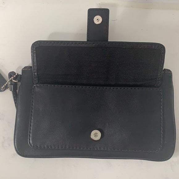 Coach Black Buckle Wristlet - Picture 3 of 7